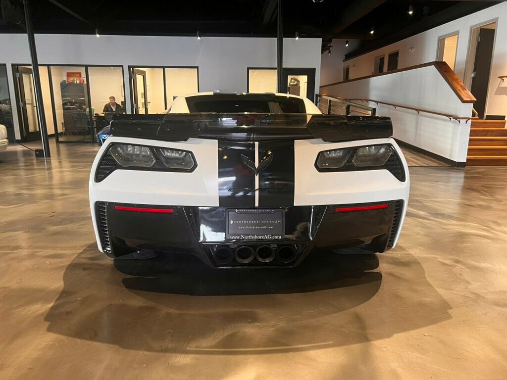 Used 2017 Chevrolet Corvette Z06 w/ Z07 Performance Package image 4