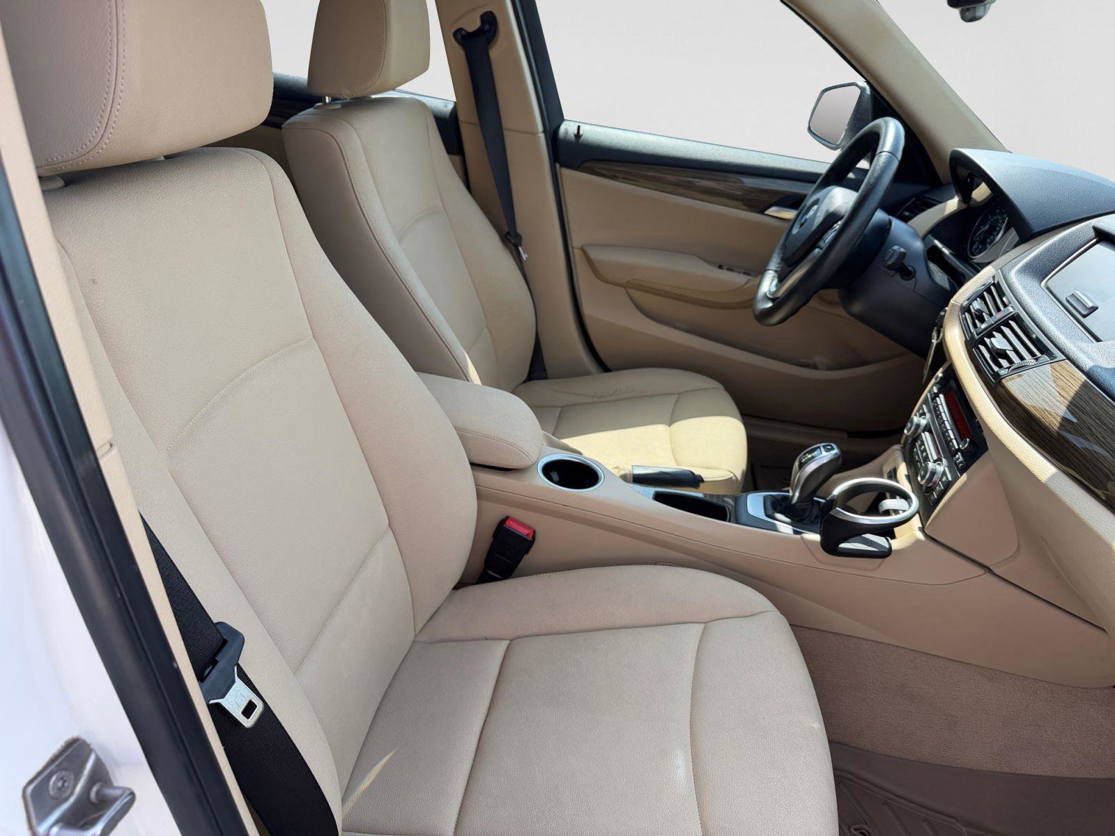 Used 2014 BMW X1 sDrive28i image 15