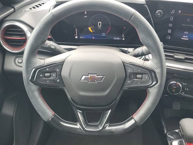 Certified 2025 Chevrolet Trax RS w/ Driver Confidence Package FWD image 12