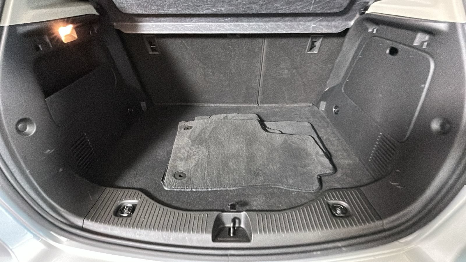 Used 2019 Buick Encore Preferred AWD/4WD image 33