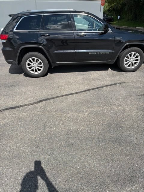 Used 2021 Jeep Grand Cherokee Laredo w/ Security & Convenience Group AWD/4WD image 5