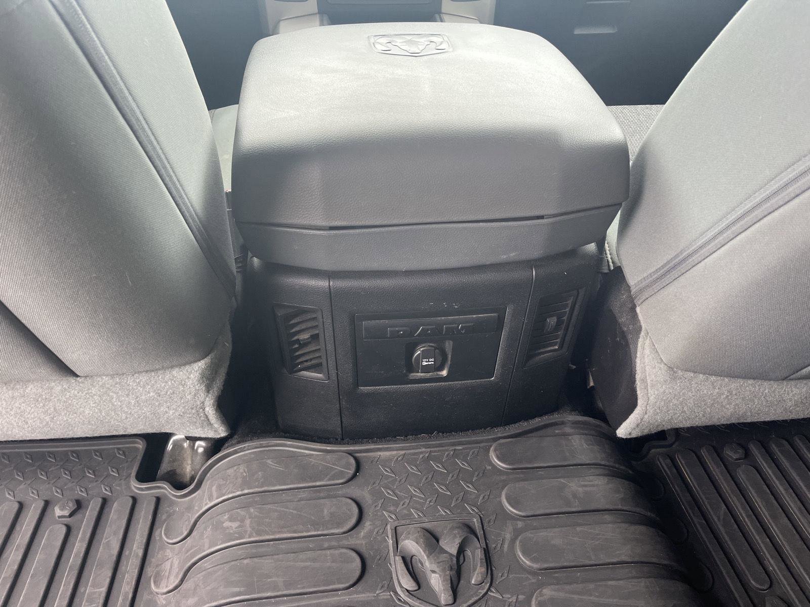 Used 2016 RAM 1500 Big Horn image 28