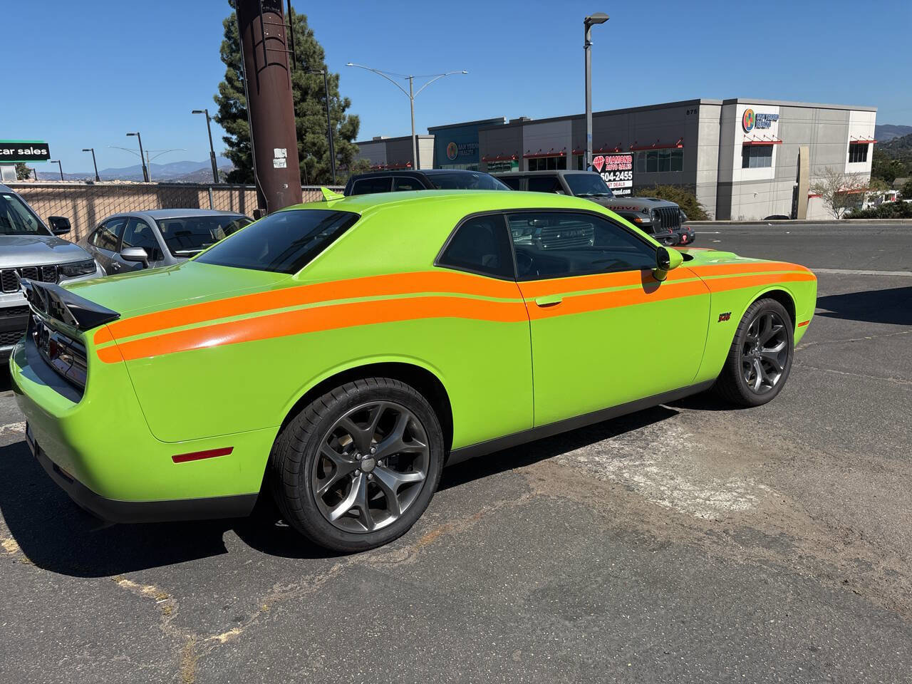 Used 2015 Dodge Challenger R/T Plus image 8