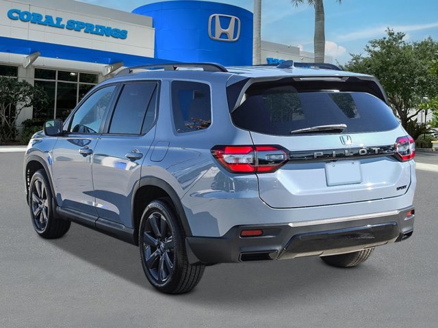 New 2026 Honda Pilot Sport image 2