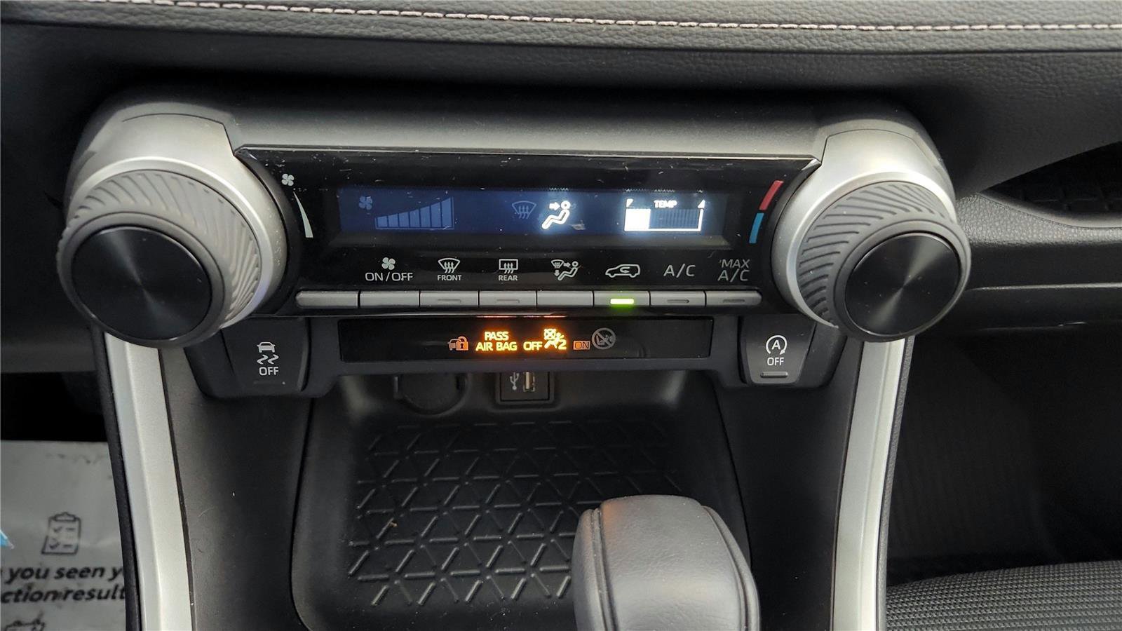 Used 2023 Toyota RAV4 LE image 30