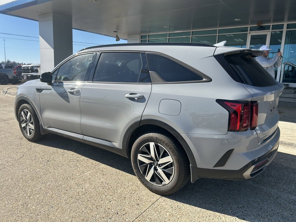 Used 2023 Kia Sorento EX w/ Panoramic Sunroof Package image 7