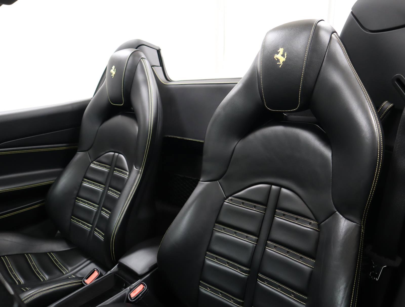 Used 2018 Ferrari 488 Spider Convertible RWD image 18