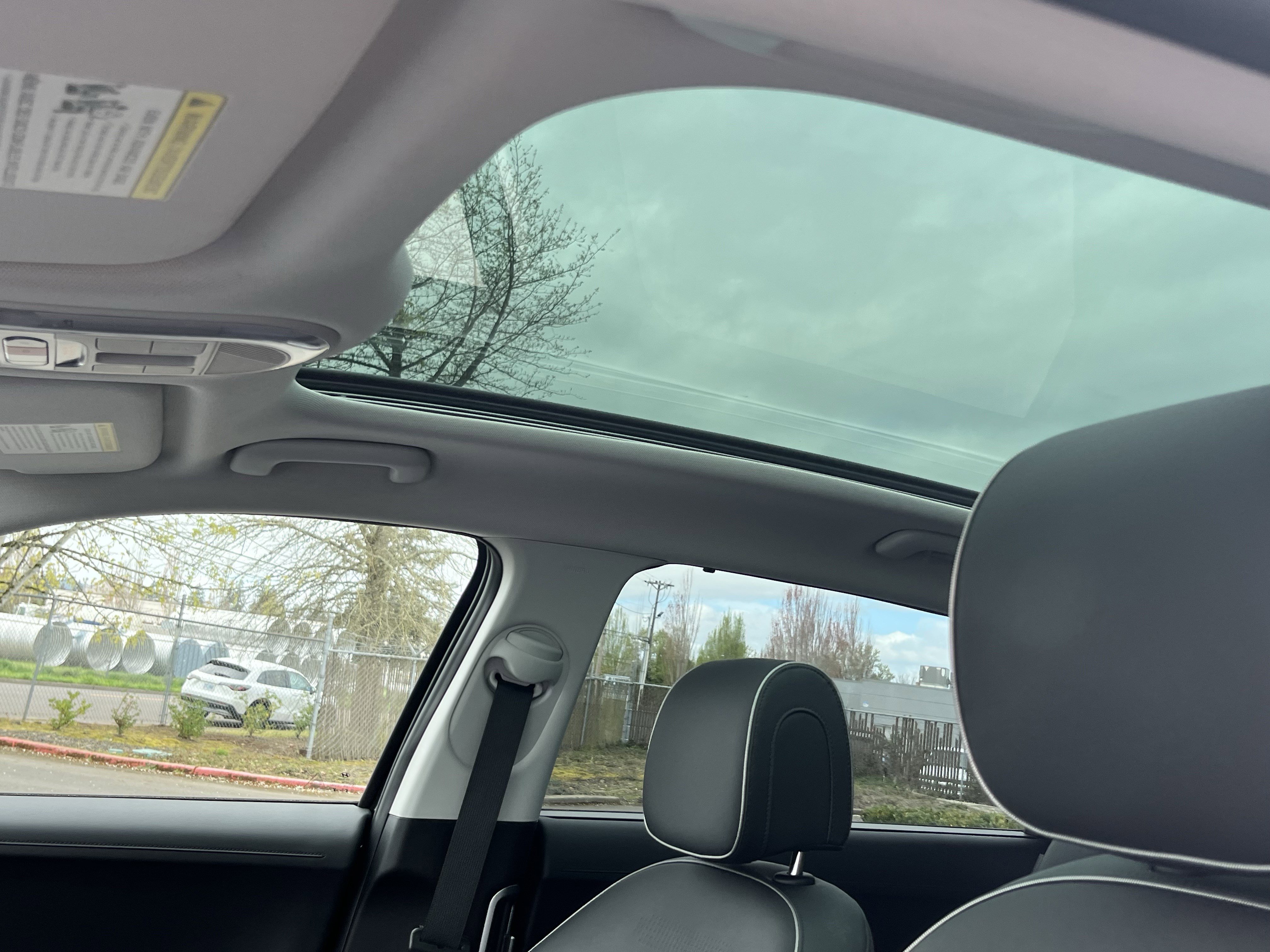 Used 2024 Hyundai Ioniq 5 Limited image 18