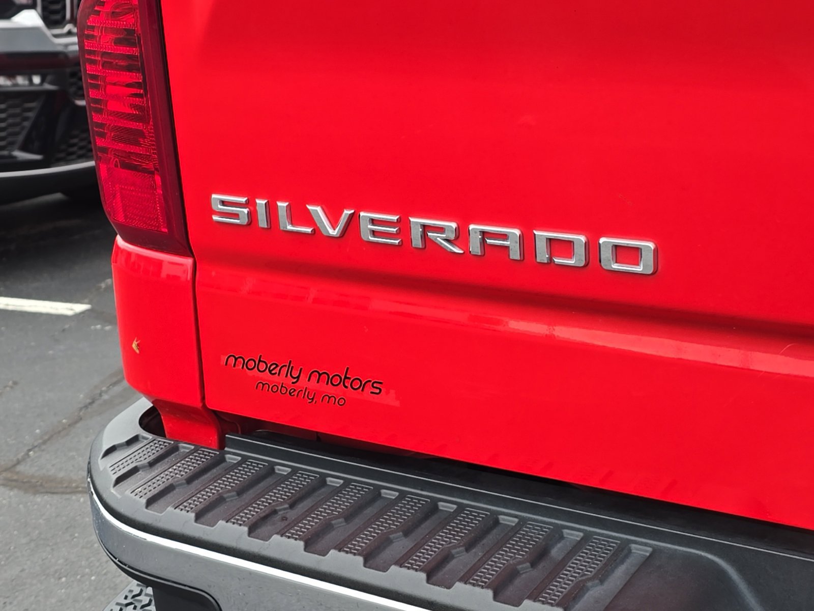 Used 2022 Chevrolet Silverado 1500 LT AWD/4WD image 63
