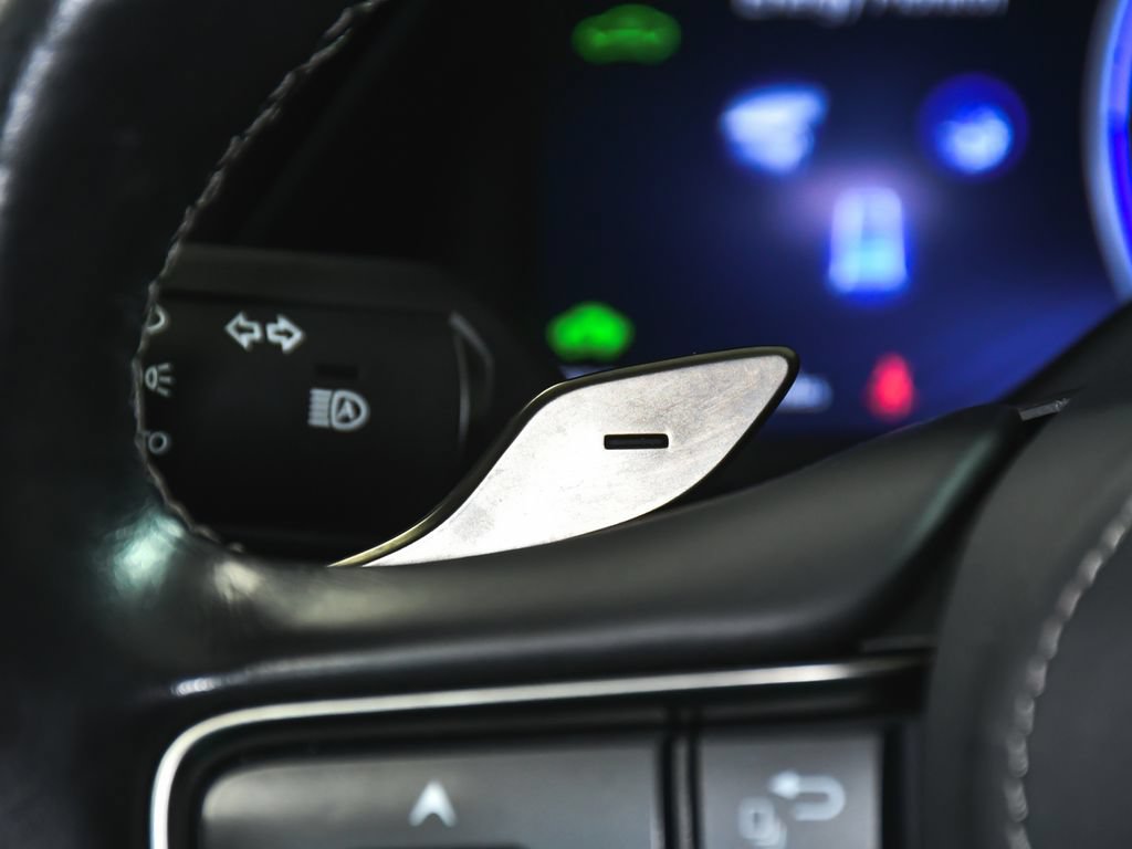 Used 2022 Lexus LS 500h AWD w/ Luxury Package image 42