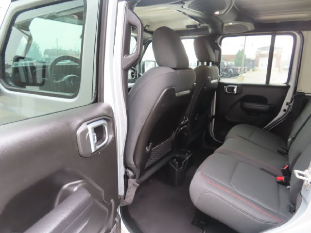 Used 2024 Jeep Wrangler Unlimited Rubicon AWD/4WD image 18