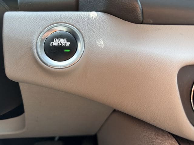 Used 2022 GMC Terrain SLE w/ Driver Convenience Package FWD image 37