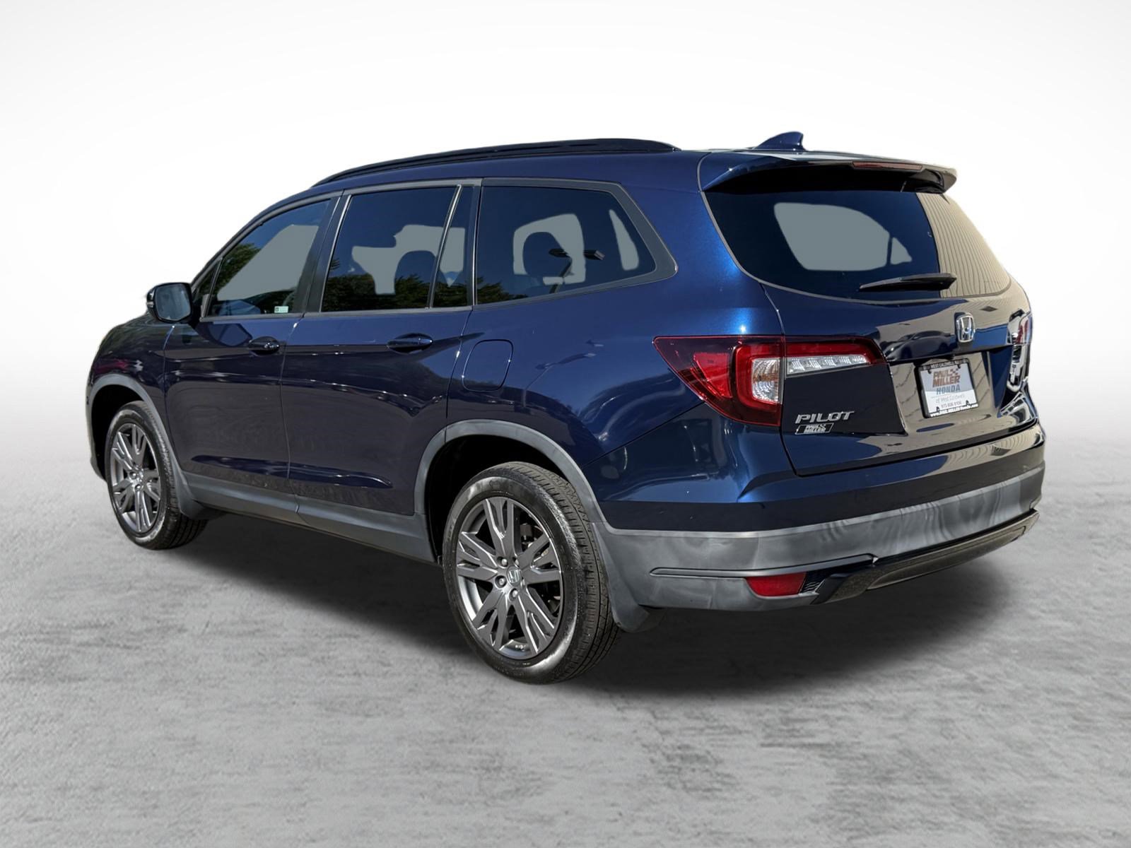 Used 2022 Honda Pilot Sport image 4