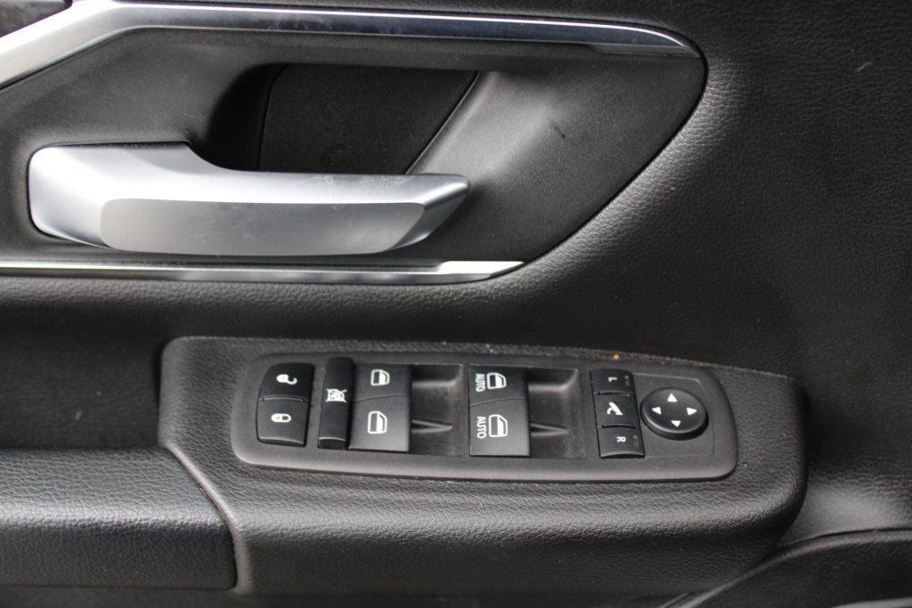 Used 2024 RAM 1500 Big Horn image 11