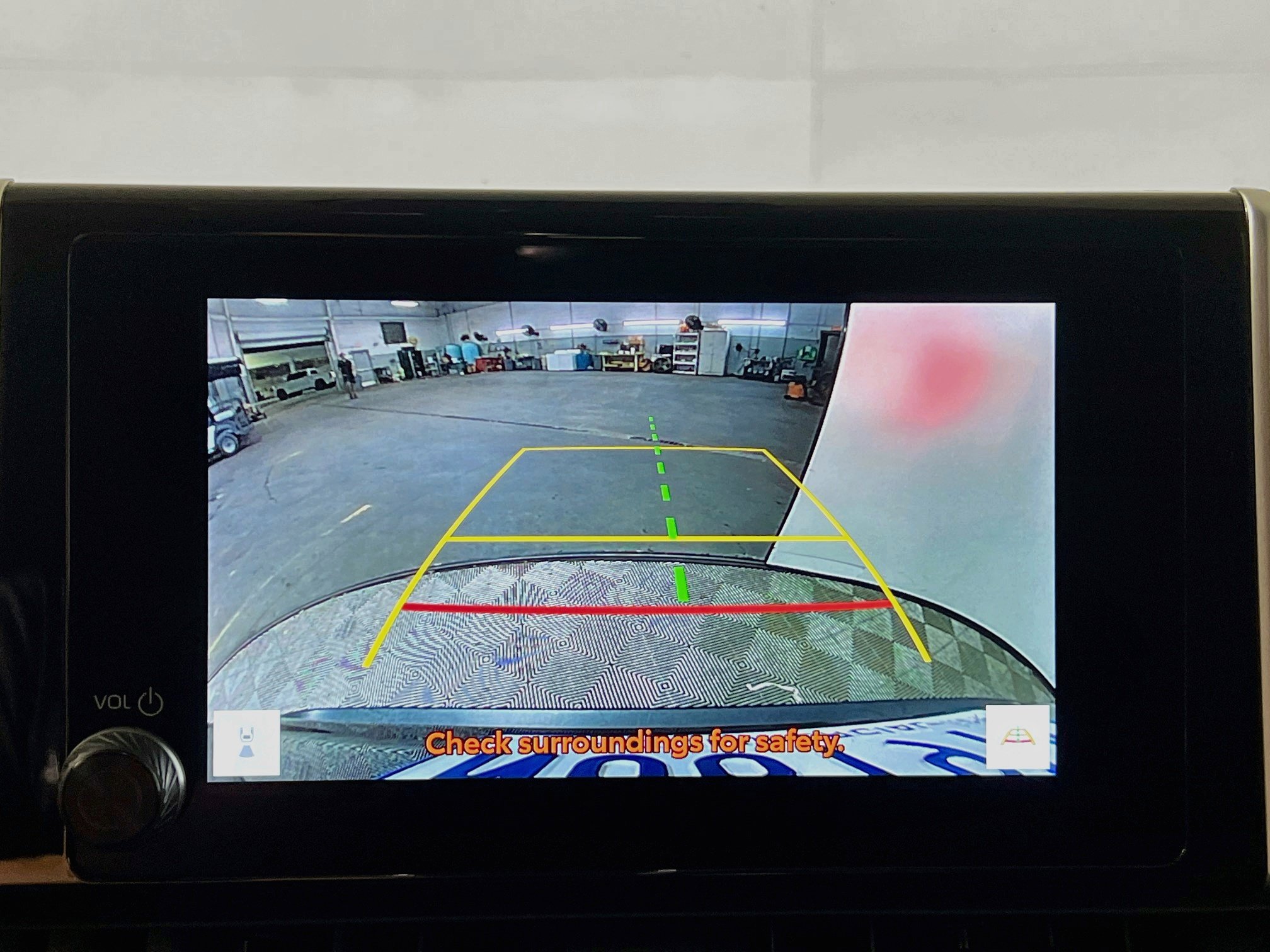 Used 2025 Toyota RAV4 XLE FWD image 27