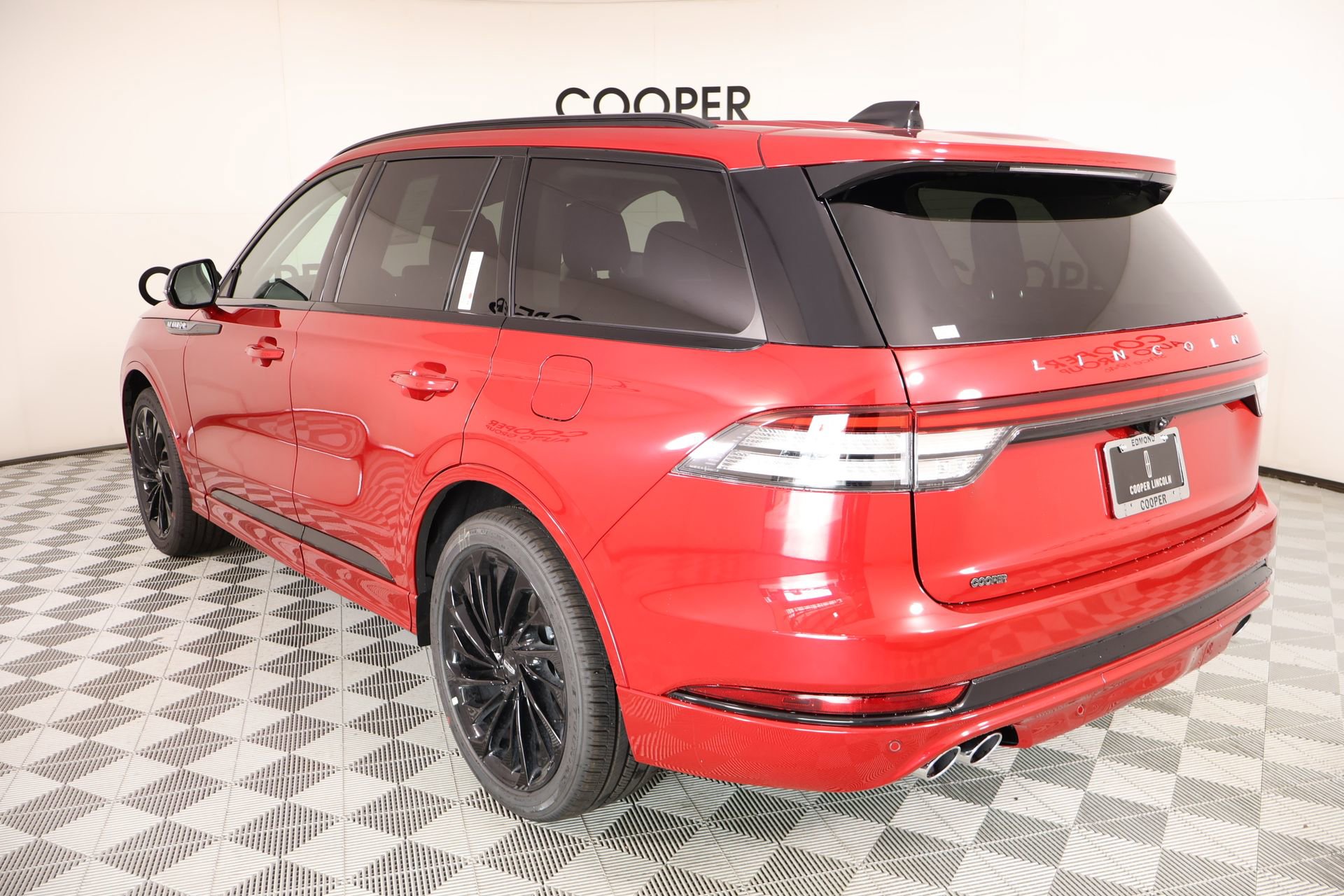 New 2026 Lincoln Aviator Reserve image 24