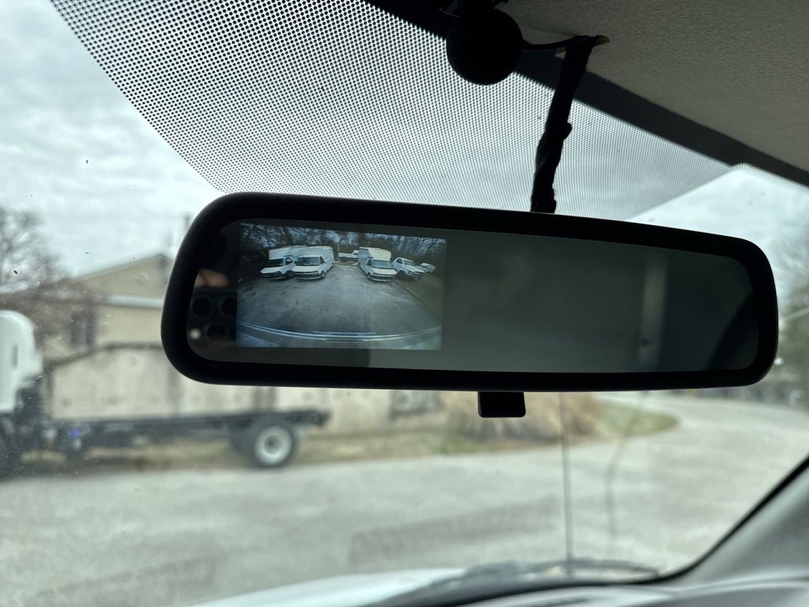 New 2025 GMC Savana 3500 w/ Power Convenience Package image 18