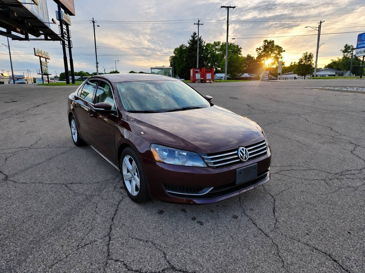 Used 2013 Volkswagen Passat 2.5 SE FWD image 2