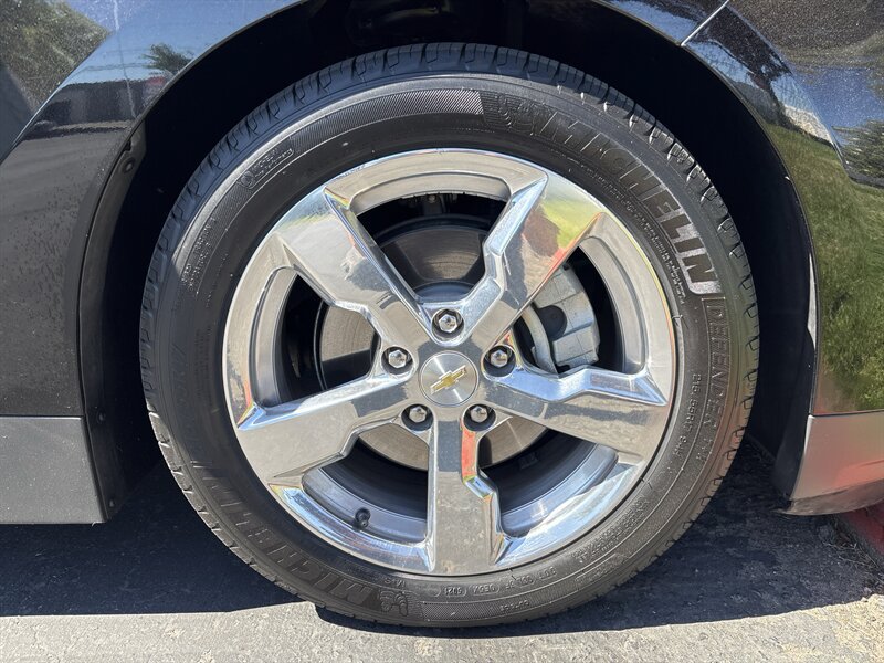 Used 2011 Chevrolet Volt Premium w/ Premium Trim Package FWD image 13