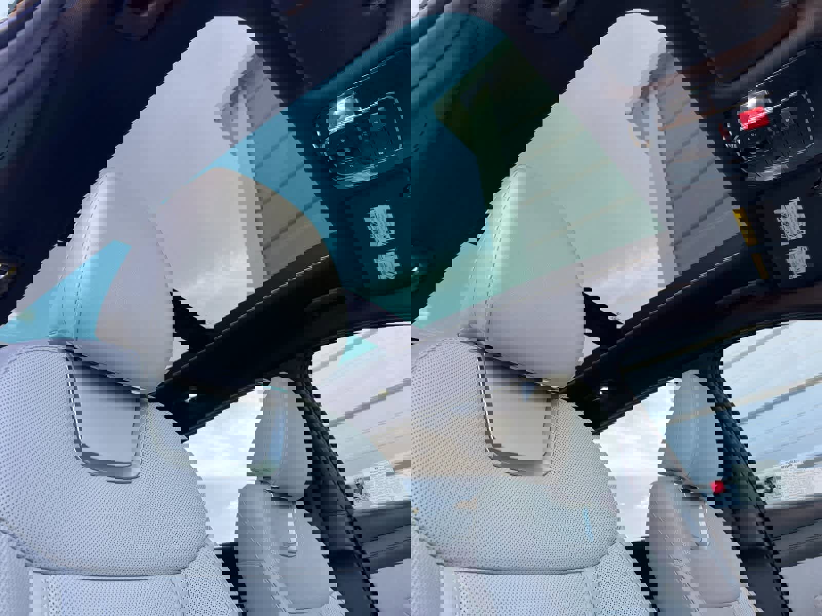 Certified 2025 Hyundai Tucson Limited image 18