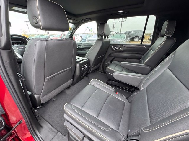 Certified 2022 GMC Yukon XL SLT w/ SLT Premium Package AWD/4WD image 23
