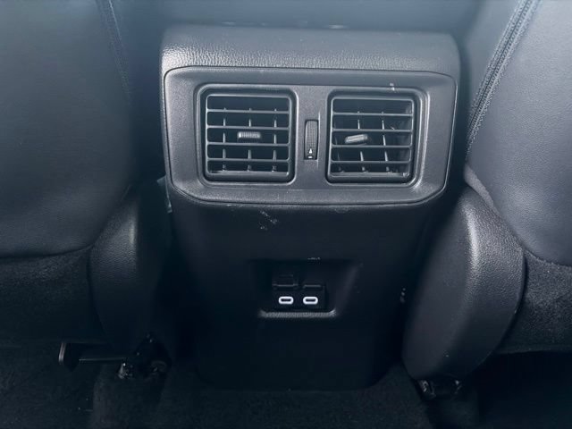 Used 2024 Toyota RAV4 XSE AWD/4WD image 7