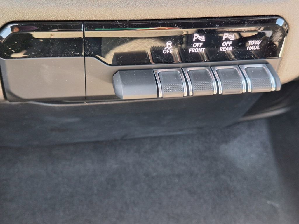 New 2026 RAM 1500 Express image 17