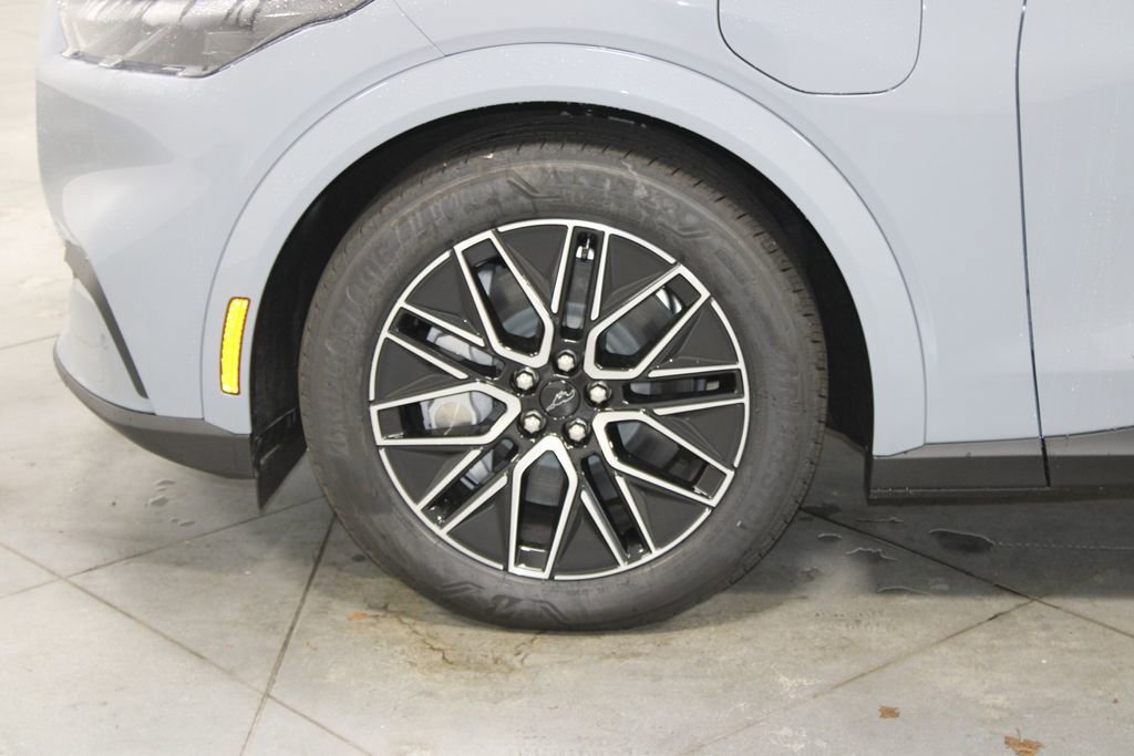 New 2025 Ford Mustang Mach-E Premium image 16