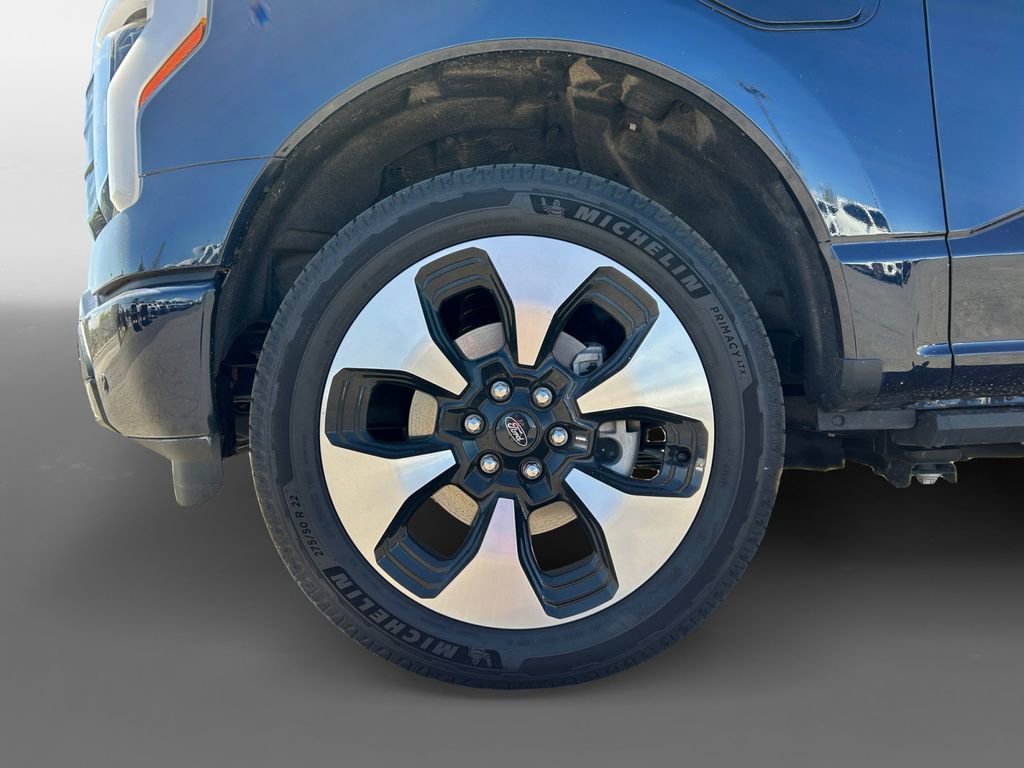 Used 2025 Ford F150 Lightning Platinum AWD/4WD image 16