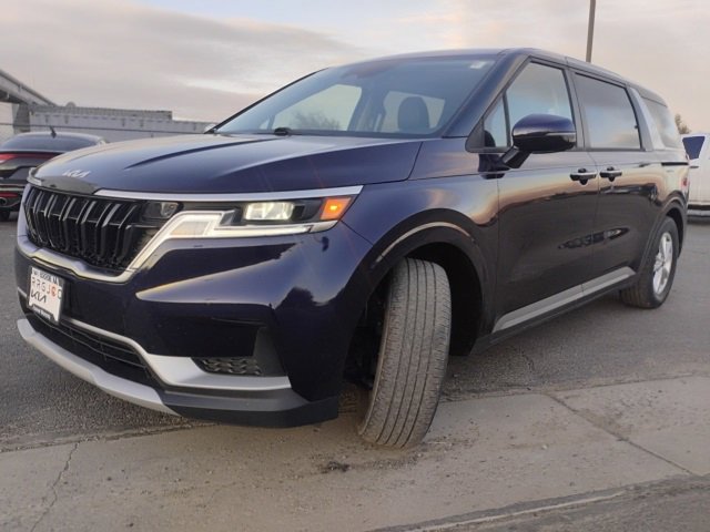 Used 2023 Kia Carnival LX w/ Paint Protection Package image 1