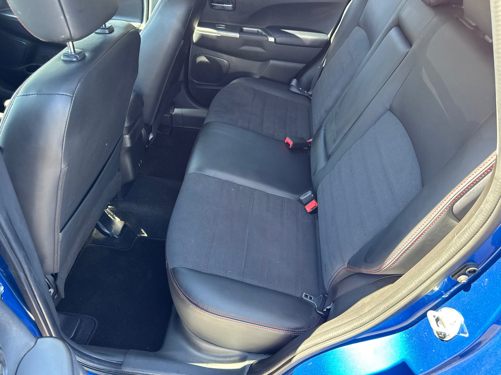 Used 2024 Mitsubishi Outlander Sport SE AWD/4WD image 21