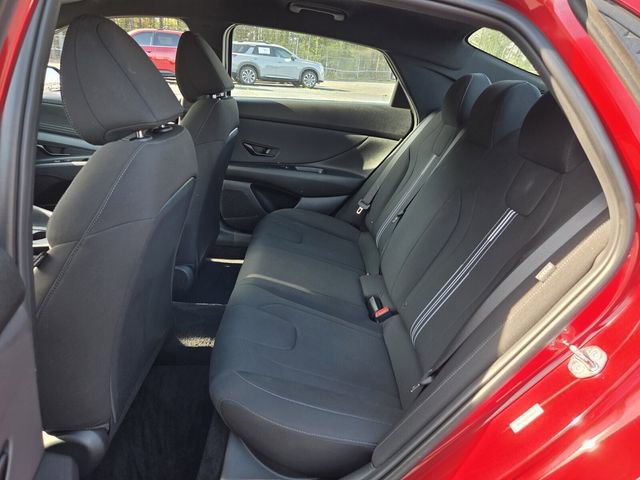 Used 2025 Hyundai Elantra Sport FWD image 10