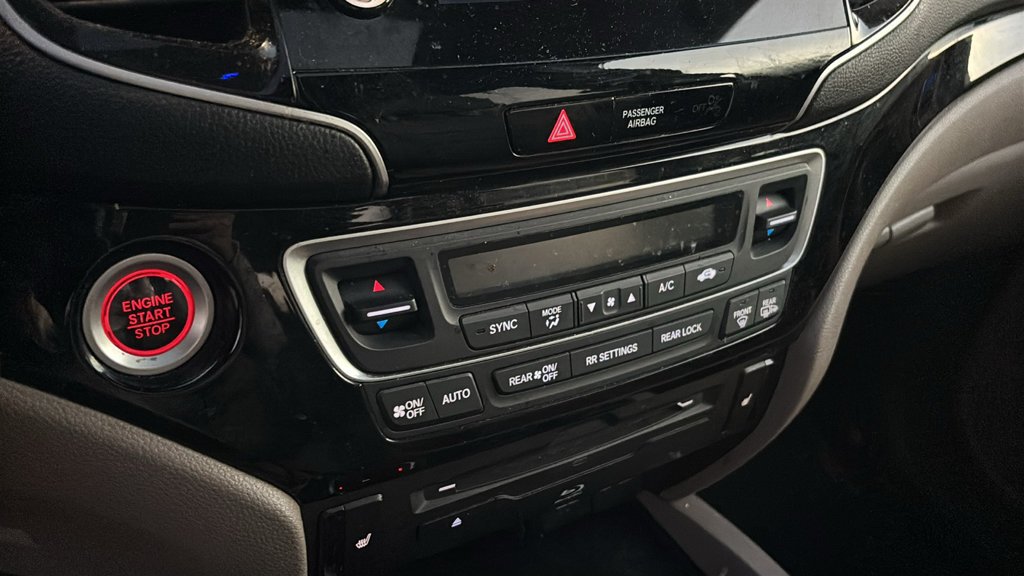 Used 2019 Honda Pilot Touring image 17