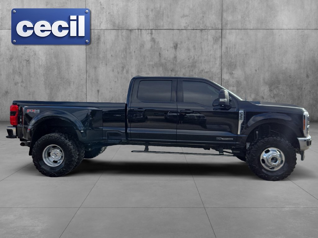 Used 2024 Ford F350 Lariat w/ Lariat Ultimate Package AWD/4WD image 4