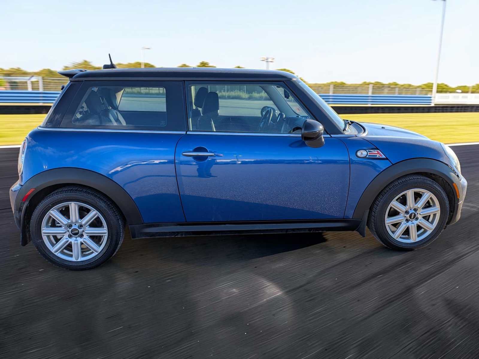 Used 2013 MINI Cooper S FWD image 7