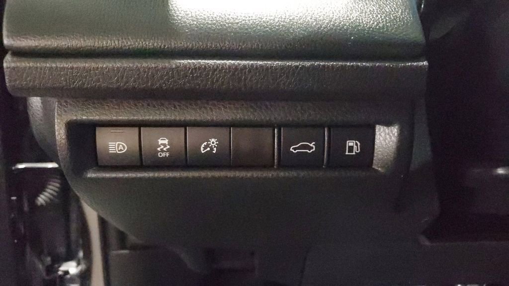 Used 2025 Toyota Camry XSE image 24