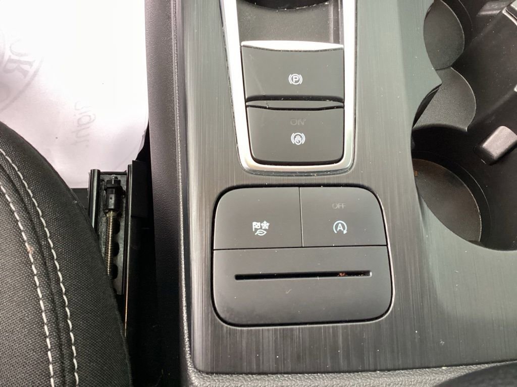 Used 2024 Ford Escape Active image 30