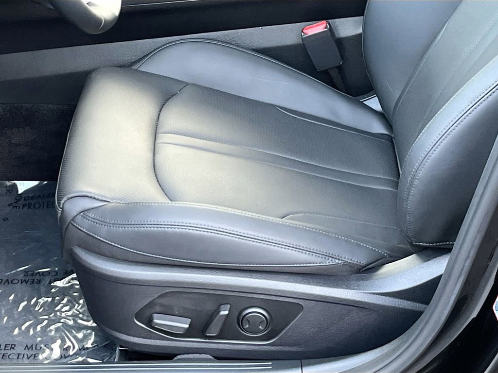 Used 2025 Kia K5 EX image 14