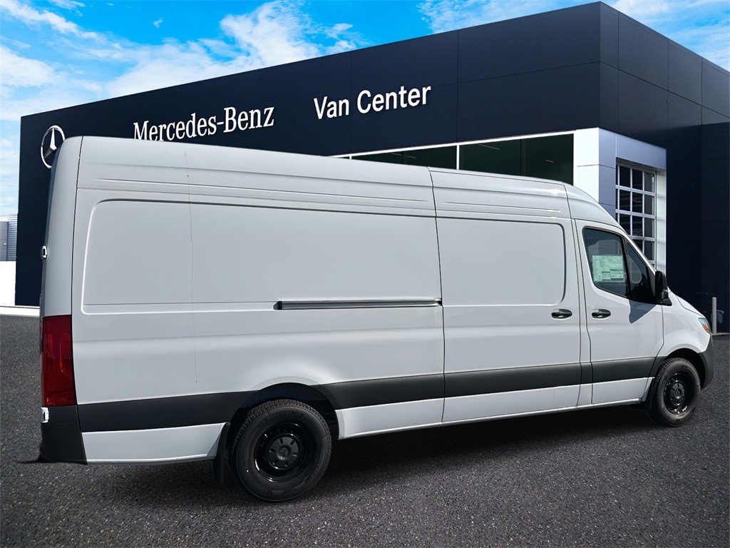 New 2025 Mercedes-Benz Sprinter 2500 image 3