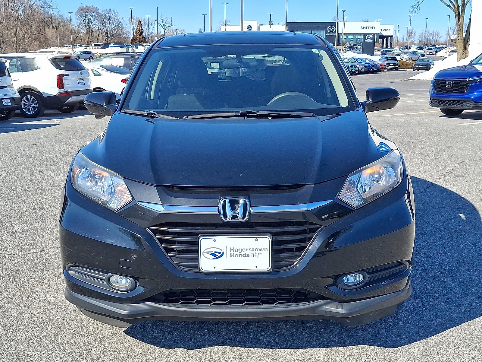 Used 2018 Honda HR-V EX image 2