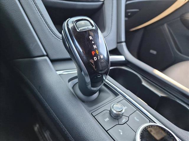 Used 2025 Cadillac XT6 Luxury FWD image 18
