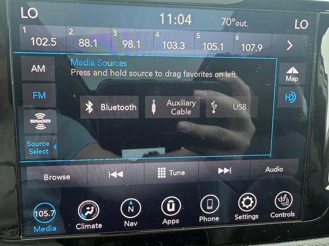 Used 2020 Chrysler Pacifica Limited FWD image 7