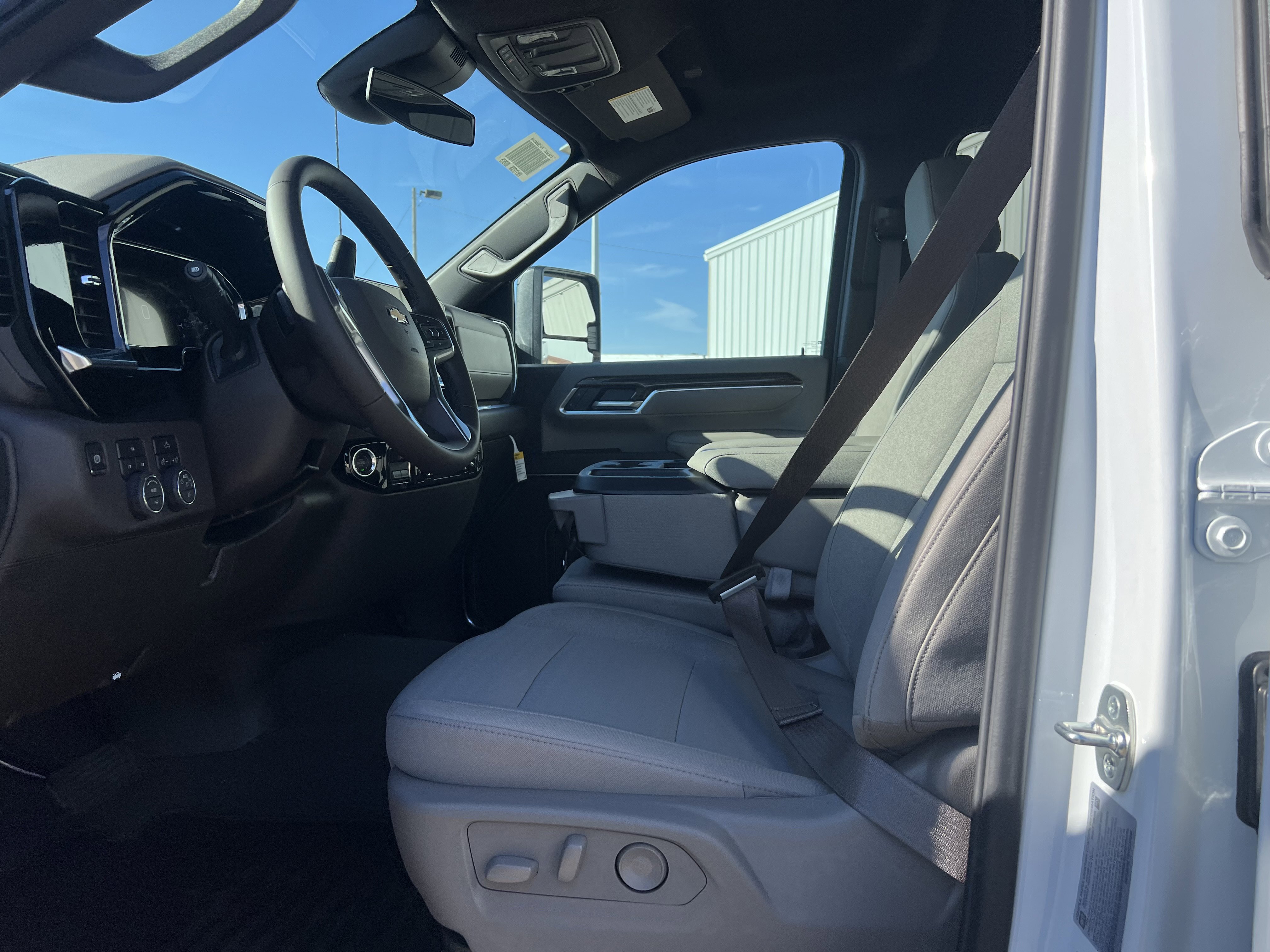 New 2026 Chevrolet Silverado 2500 LT image 5