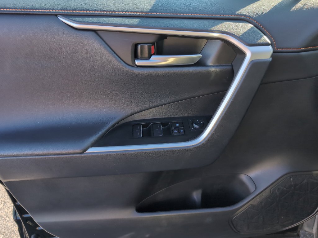 Used 2024 Toyota RAV4 Adventure image 11