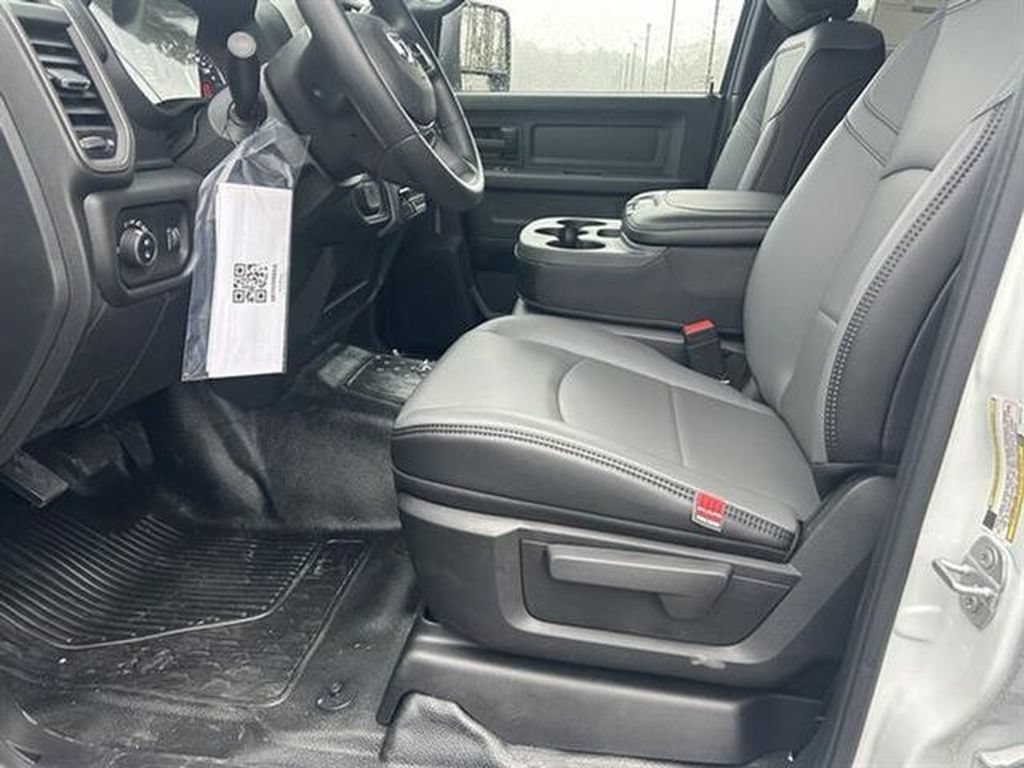 New 2026 RAM 5500 Tradesman w/ Chrome Appearance Group AWD/4WD image 10