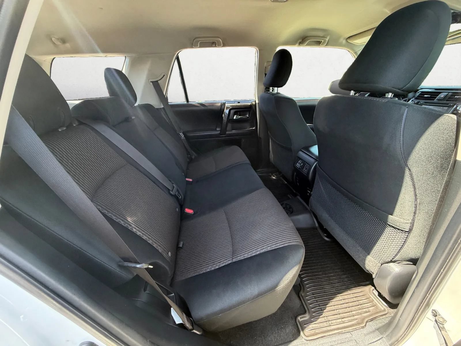 Used 2018 Toyota 4Runner TRD Off-Road AWD/4WD image 21