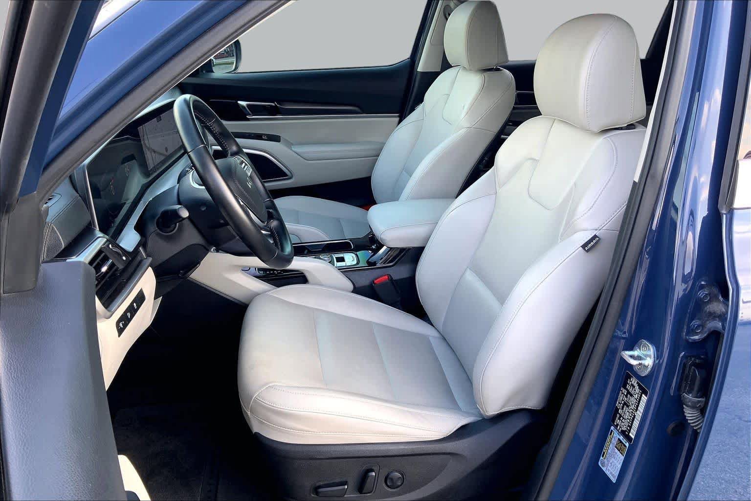 Used 2023 Kia Telluride S FWD image 8