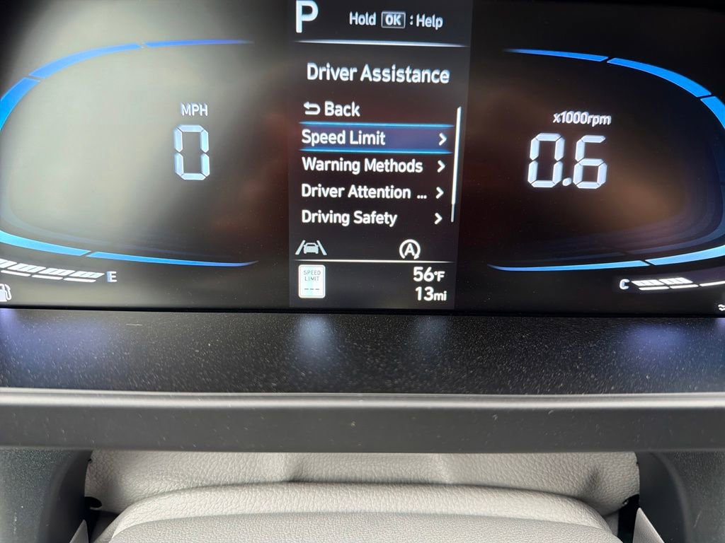 Used 2026 Hyundai Elantra SE w/ Cargo Package image 17