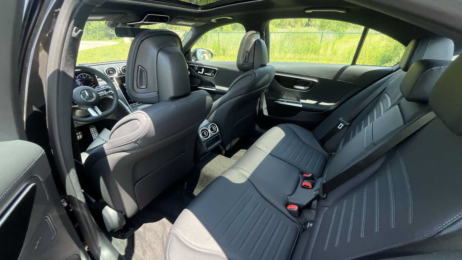 New 2026 Mercedes-Benz C 300 4MATIC Sedan image 13