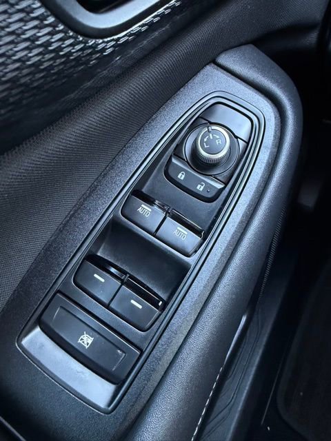 Used 2025 Subaru Outback Premium image 18